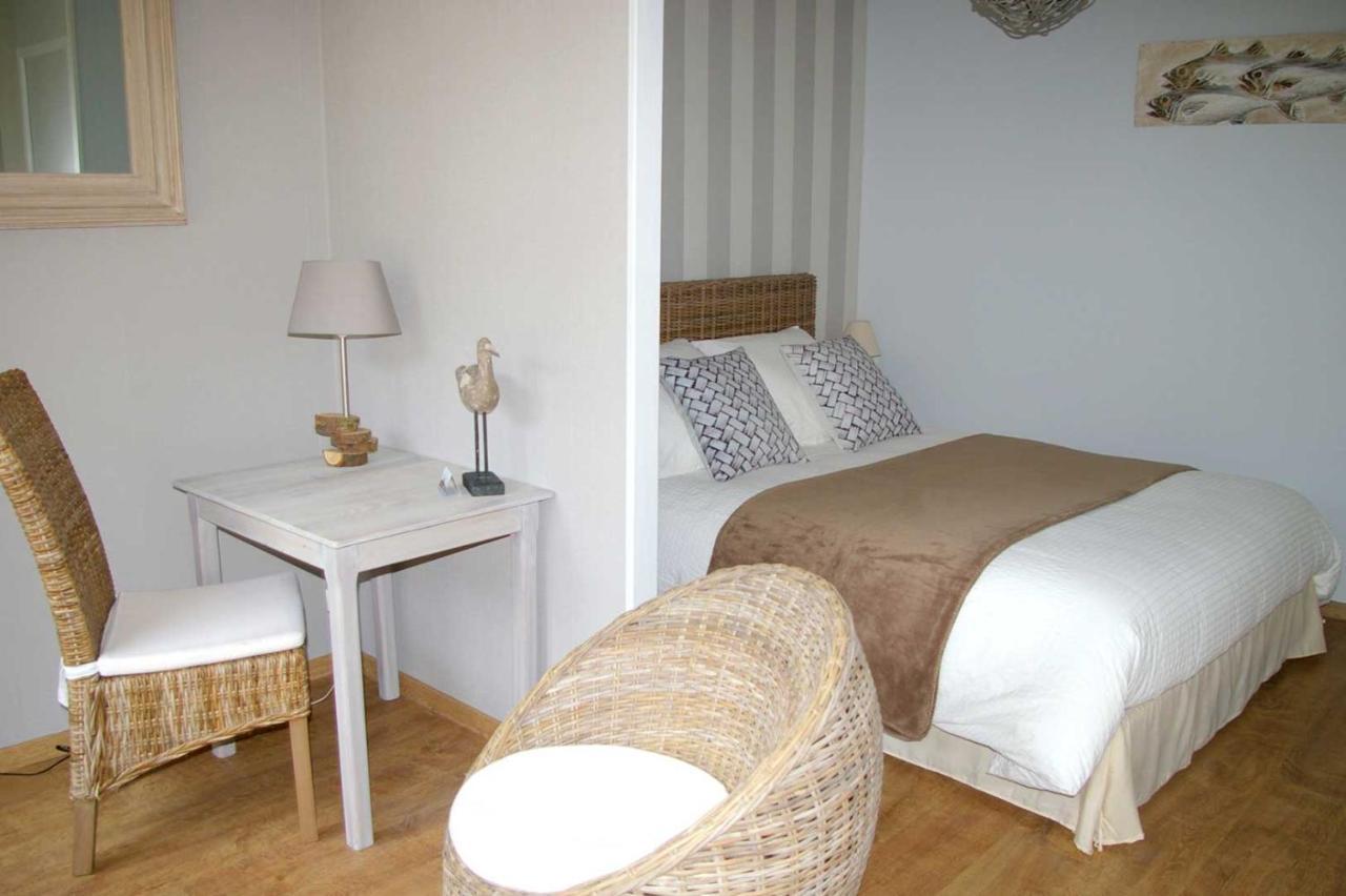 Le Colombier Bretagne Bed and Breakfast Louannec Buitenkant foto